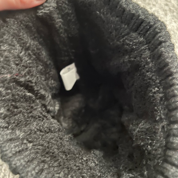 Ben Sherman Beanie - Picture 3 of 4